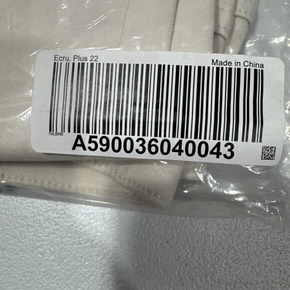 Isaac Mizrahi Live Women’s Plus 22W Stretch Ankle Pants Beige Pull On A590036 - Picture 12 of 12